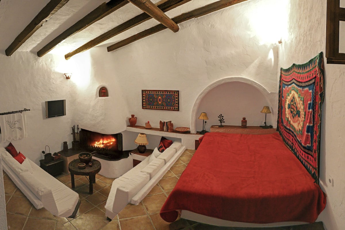 Deluxe studio | Geluiddichte muren, gratis wifi, beddengoed