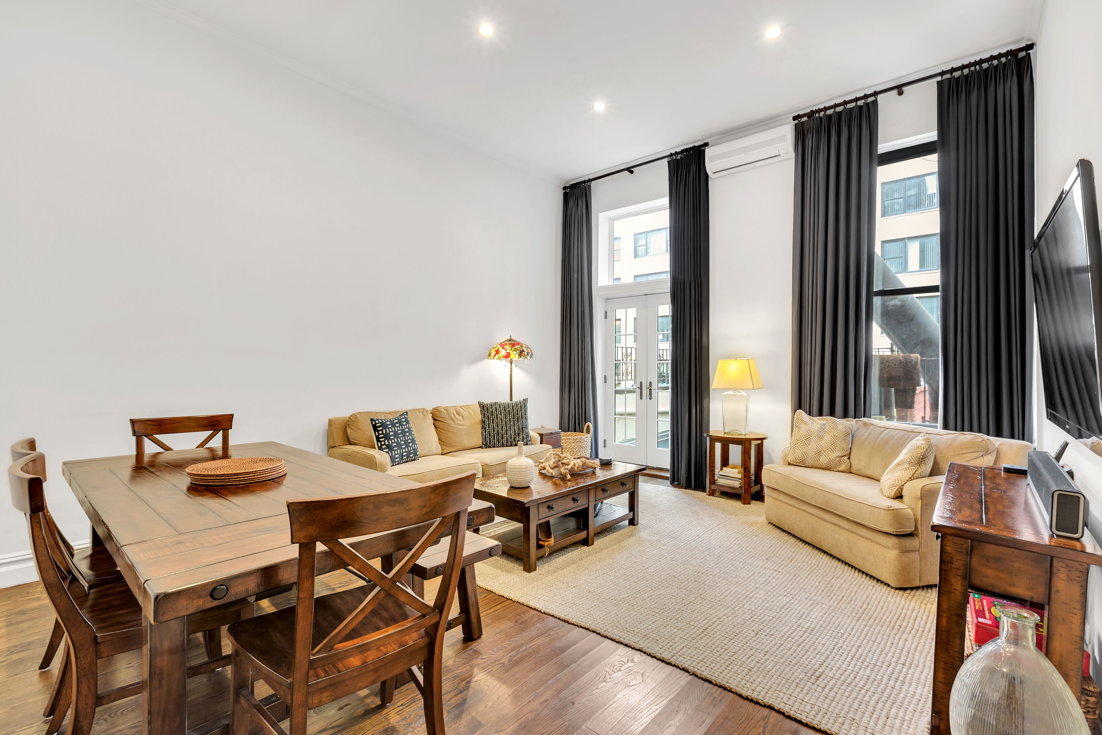 TV, fireplace, Netflix, DVD player