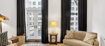 Huge True 3/2 Columbus Circle/Times Sq./Central Park. Entire Floor. Back patio