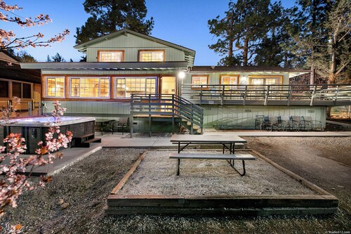 Expansive Lake View Home1 mile from the Village w/ Hot tub & Game Rm VRR20250487