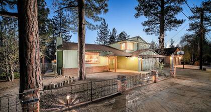 De lujo grandes de la opinión del lago cabina con sala de juegos, Bañera de hidromasaje, mesa de billar, gran ubicación