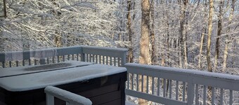 Killington, Vermont Ski House w/ Hot Tub and Sauna