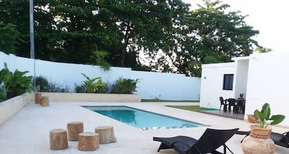 VILLA BLANC $ 200 SIN DEPÓSITO / CUOTAS DE LIMPIEZA