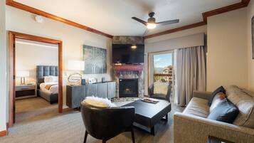 TV, fireplace, video games, DVD player