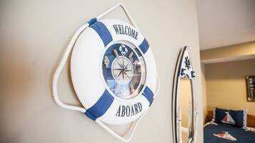 4 bedrooms, iron/ironing board, travel crib, WiFi (free)