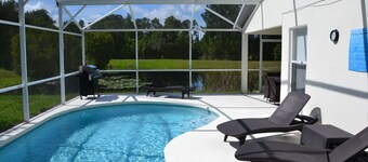 Beautiful Waterside Villa For Rent In Orlando