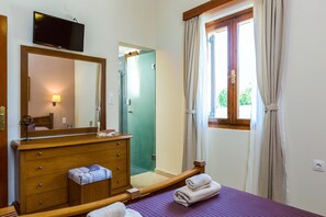 Villa | 3 Schlafzimmer, Bügeleisen/Bügelbrett, Internetzugang, Bettwäsche