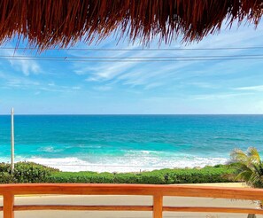 Property grounds - Summer special pricing ~ booking fast~Unobstructed oceanfront~Private Home~Pool (Isla Mujeres)
