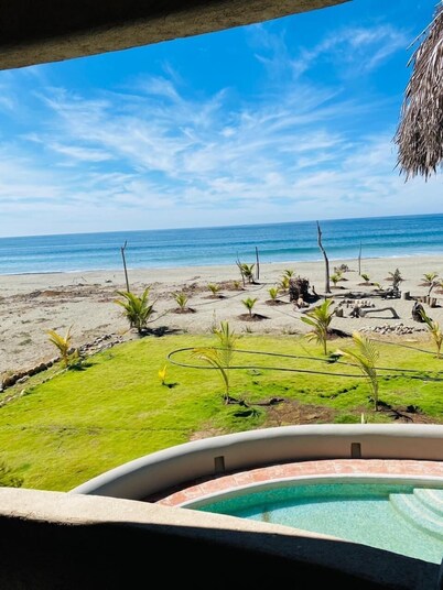 Beachfront, AC, Pool, Surf Rio Nexpa, Caleta de Campos, Turtle & Whale Watching