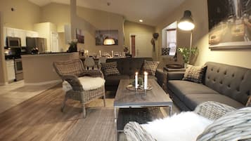 智能电视、立体声音响、电脑显示器、打印机