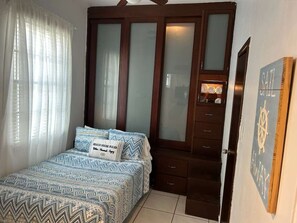 1 Schlafzimmer, Schreibtisch, Bügeleisen/Bügelbrett, kostenloses WLAN