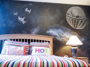 5 bedrooms, desk, iron/ironing board, travel cot - Magical Themed Rooms with Private Pool & Spa, Player Piano, & Slate Pool Table (Kissimmee)