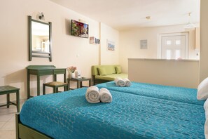 2 bedrooms, in-room safe, iron/ironing board, WiFi