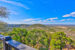 Property grounds - Romantic-amazing Views-Newly Renovated-new Hot Tub-has It All! (Wimberley)