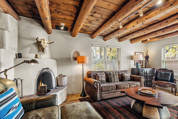 TV, fireplace, offices