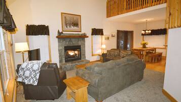 Smart TV, fireplace, DVD player, books