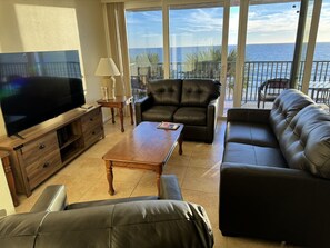 تلفزيون ذكي، كُتُب، ستيريو