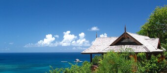 Romantic Caribbean Hideaway: Views to Die For: Perfect for two