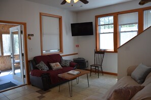 Smart TV, fireplace, Netflix, DVD player - Memories Made Here -Maine Loon House-AcadiaNP/Downeast-Lakefront-WiFi/TVs-Kayaks (Eastbrook)