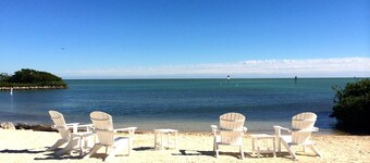 Serenity by the Sea!!  Anglers Reef with Boat Slip Available!!