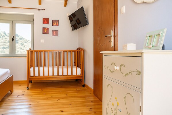 2 makuuhuonetta, ilmainen Wi-Fi, vuodevaatteet