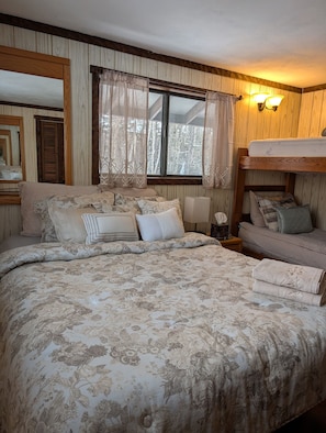 7 chambres, bureau, accĂšs au Wi-Fi (inclus)
