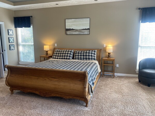 7 bedrooms, iron/ironing board, travel cot, free WiFi