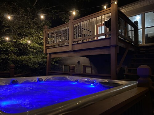 PLAN 2020 @ 6Bed 4100sf LIEBE LEBEN & FAMILIENHAUS IN BRANSON -Private HOT TUB WOW!