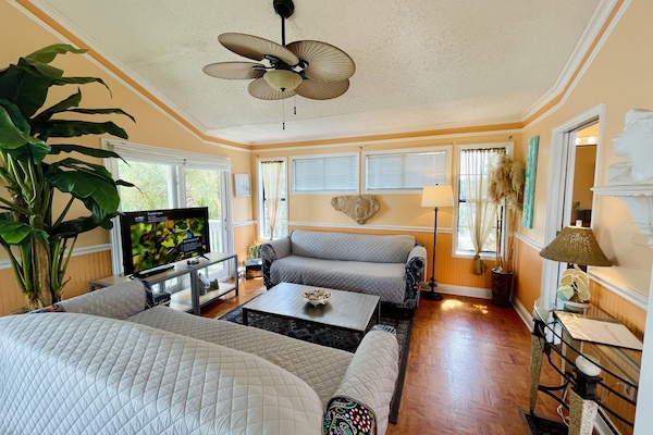 リビング エリア