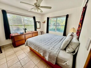 2 dormitoris, caixa forta a l'habitació i planxa i posts de planxar 