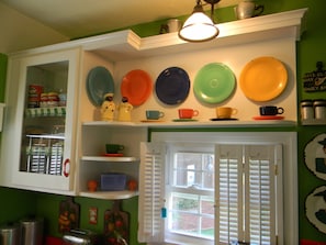 Interior - Kool, Retro Chic is what comes to mind when describing this unique Hideaway! (Belle Vernon)