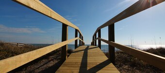 Ocean Front Property- New Upgraded Furnishings- Private Beach Access sleeps 6 