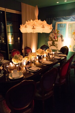 Banquet hall