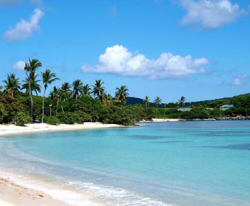 Sapphire Beach Condo sur la plage Wi-Fi gratuit - haute saison en vente !!!