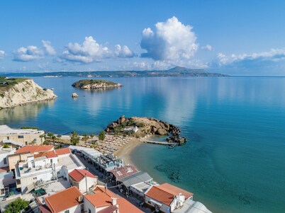 ONLY 5 MIN.WALK FROM CRYSTAL WATER SANDY BEACH OF ALMIRIDA