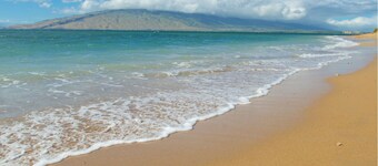 Kauhale Makai: 1 Bedroom with Ocean Views, Fully Remodeled and Redecorated