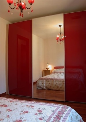 1 Schlafzimmer, Bügeleisen/Bügelbrett, kostenloses WLAN, Bettwäsche