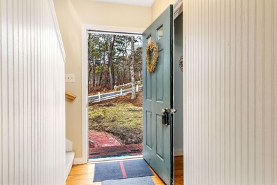 Highly Rated Cottage in Orleans, Cape Cod
