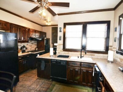 Country Living in the City, Relax!!