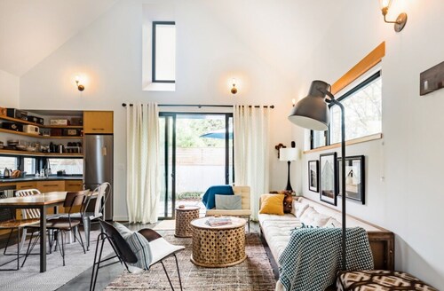 PDX Urban Barn Guesthouse lähellä kulinaarisia rikas Division St.