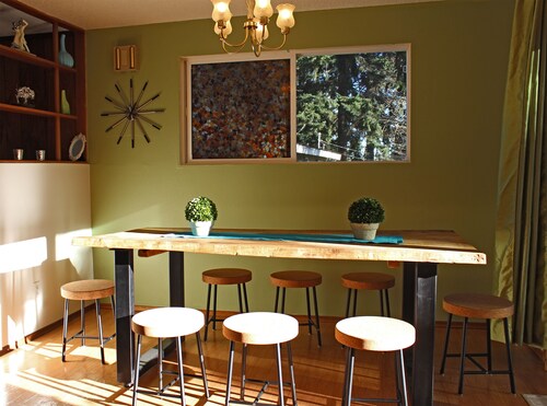 Cozy Kirkland Finn Hill Home