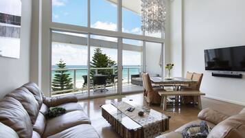 TV connectée, jeux vidéo, Netflix, enceintes connectées