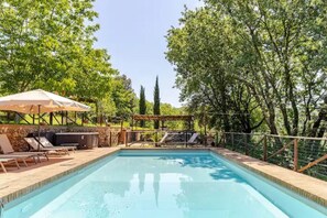 Outdoor pool - True Tuscany Siena! EntireProperty in exclusive 20P Fenced Pool A/C HotTub WiFi (Sovicille Simignano)