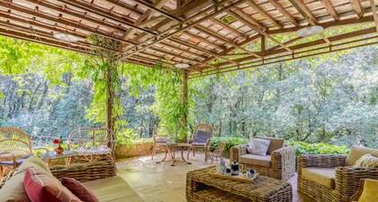 True Tuscany Siena! EntireProperty in exclusive 20P Fenced Pool A/C HotTub WiFi