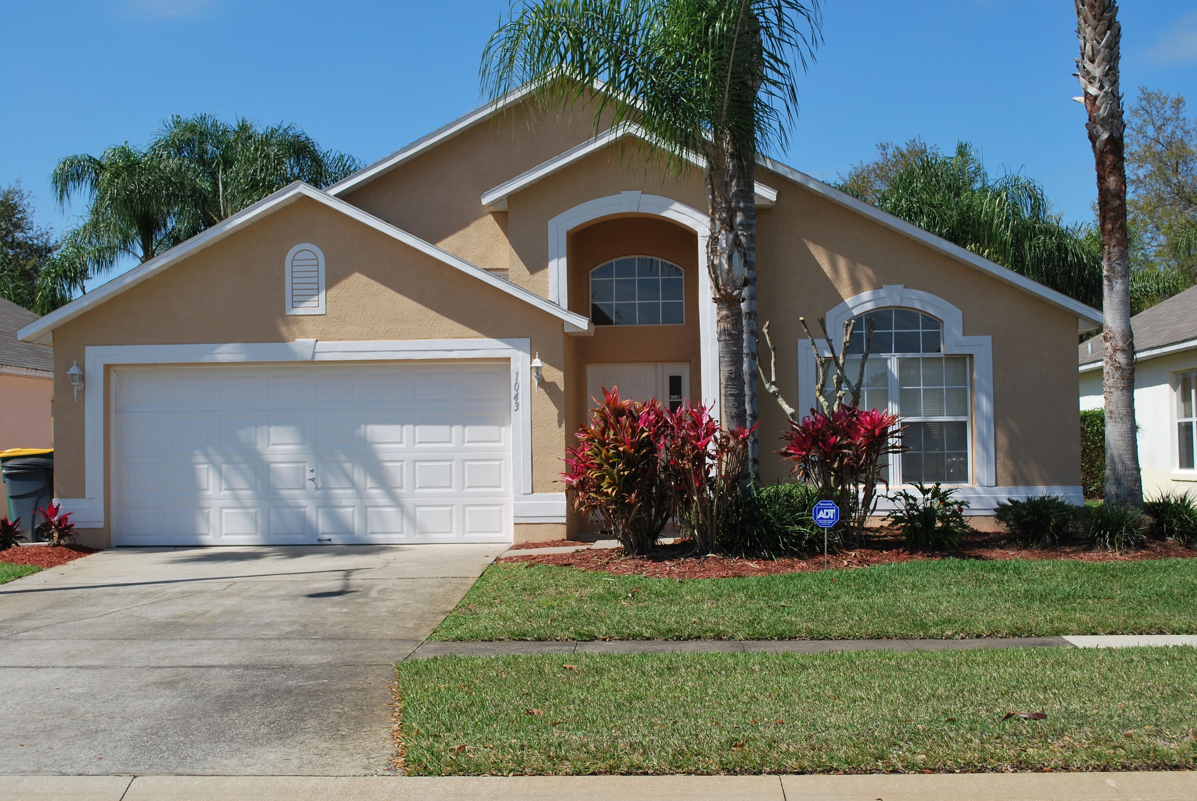 Newly updated luxury  vacation home in quiet Lake Berkley Resort