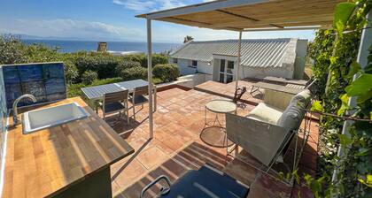 WIFI Sea Side Romantic Nest