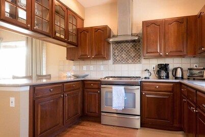 Beautiful Spacious Single Family Home in the Heart of Denver