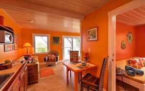 Smart TV, DVD player