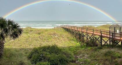 Oceanfront! Panoramic Views- Heated Seaside Pool - Private Balcony on 2nd Floor