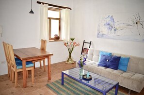 Llar de foc i llibres 